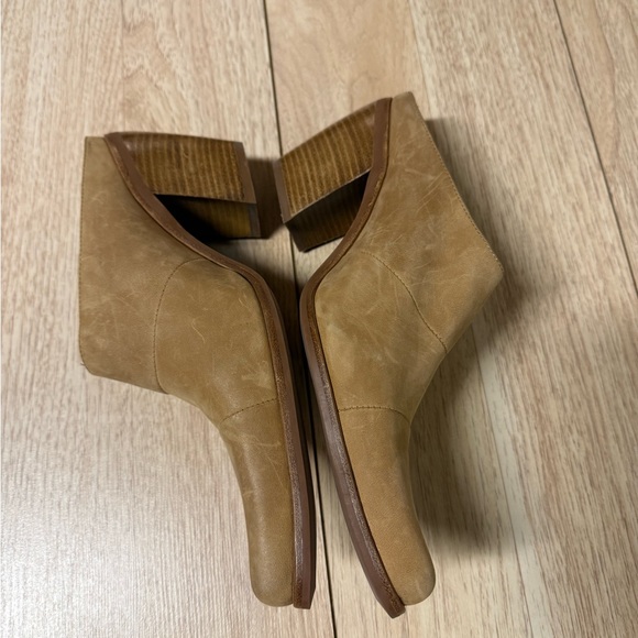 Jeffrey Campbell Hold ‘Em Pointed Toe Stacked Heel Mule - Picture 6 of 10
